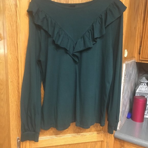 Green long sleeve shirt - Picture 5 of 6